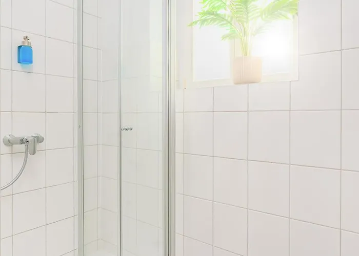 Bis 10 Personen - 106 Qm Design-apartment, Lage, Mit Parkplatz Daire