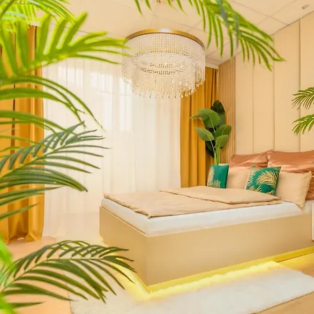 Bis 10 Personen - 106 Qm Design-apartment, Lage, 1x Free Parking *