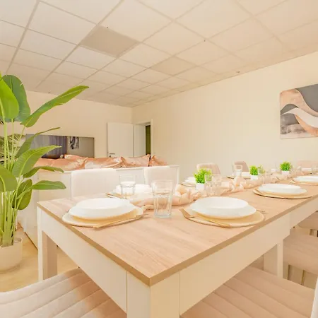 Bis 10 Personen - 106 Qm Design-apartment, Lage, Mit Parkplatz Διαμέρισμα Δρέσδη