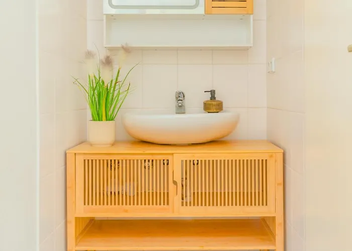 Apartment Bis 10 Personen - 106 Qm Design-apartment, Lage, Mit Parkplatz