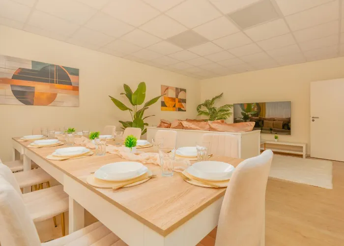 Bis 10 Personen - 106 Qm Design-apartment, Lage, Mit Parkplatz Drezda