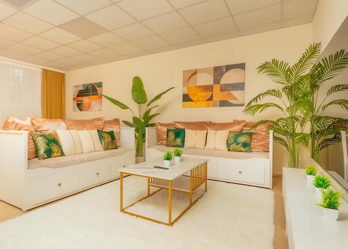 Bis 10 Personen - 106 Qm Design-apartment, Lage, Mit Parkplatz Apartment Dresden