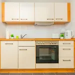 Bis 10 Personen - 106 Qm Design-apartment, Lage *