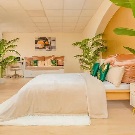 Bis 10 Personen - 106 Qm Design-apartment, Lage, Mit Parkplatz * Дрезден