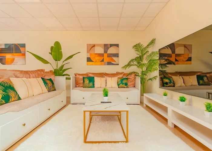 Bis 10 Personen - 106 Qm Design-apartment, Lage, Mit Parkplatz *