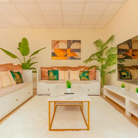 Bis 10 Personen - 106 Qm Design-apartment, Lage, 1x Free Parking *